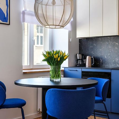 Tyzenhauz Apartments Siemiradzkiego Street Krakow Luaran gambar