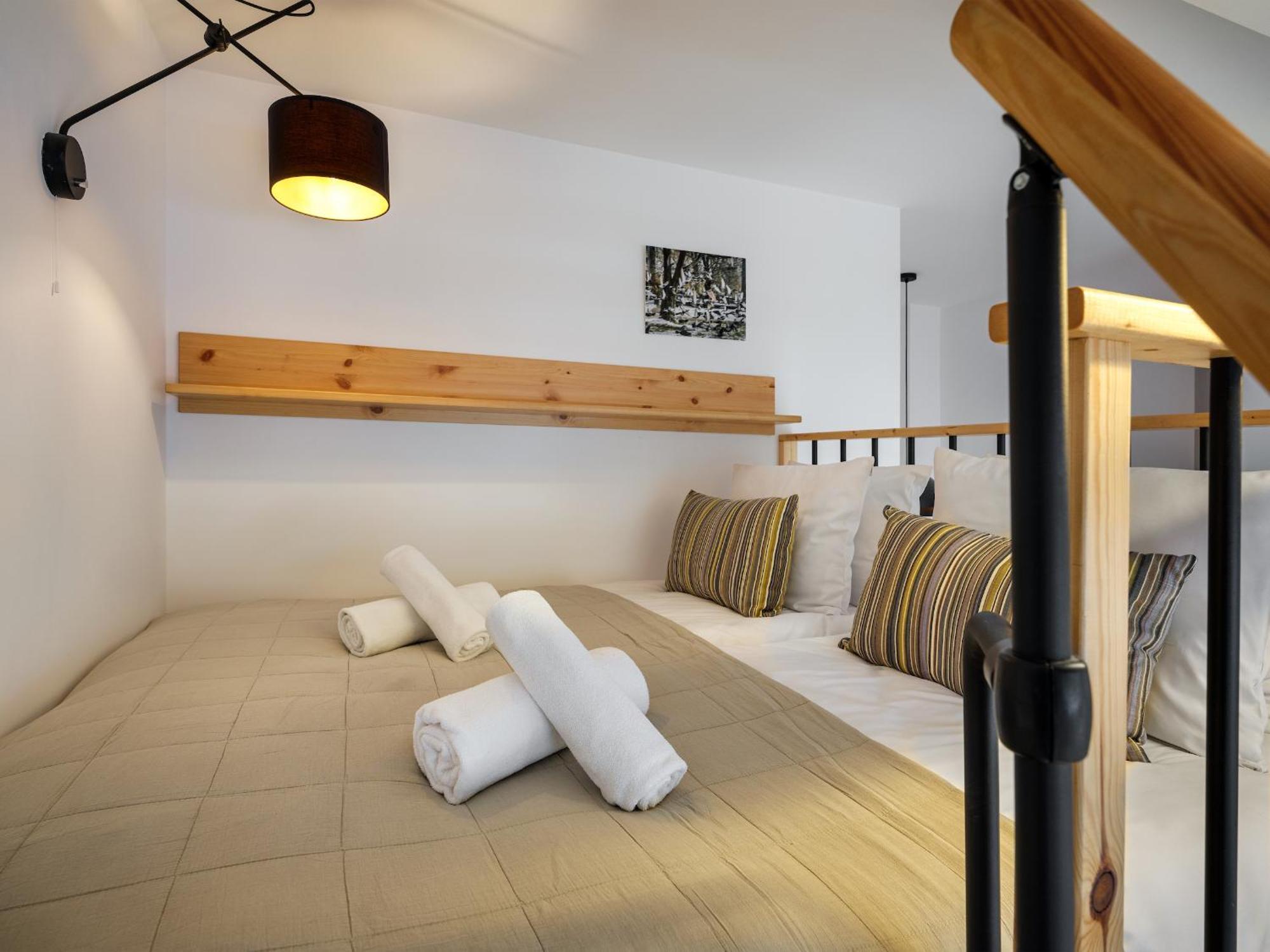 Tyzenhauz Apartments Siemiradzkiego Street Krakow Luaran gambar