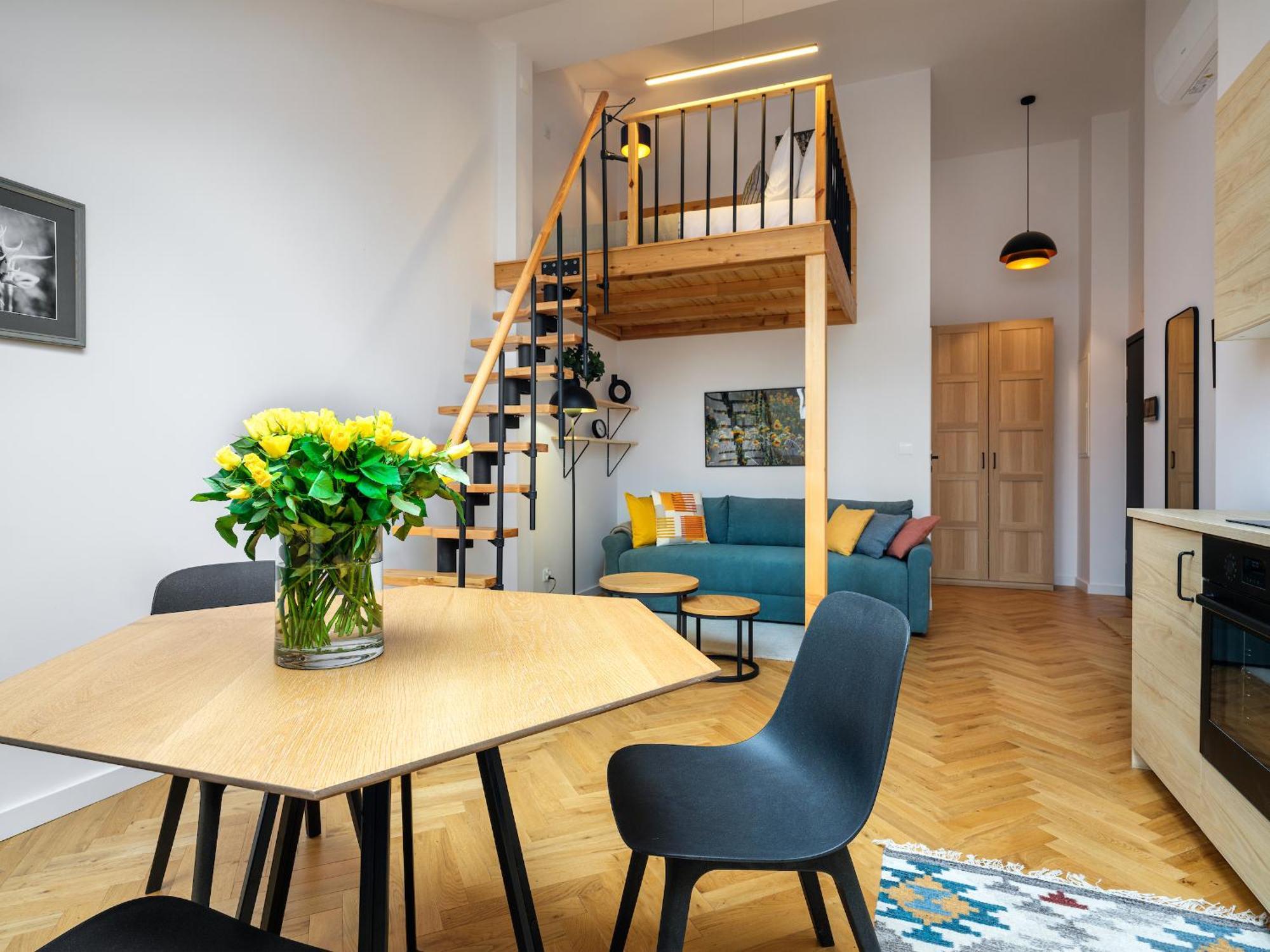 Tyzenhauz Apartments Siemiradzkiego Street Krakow Luaran gambar