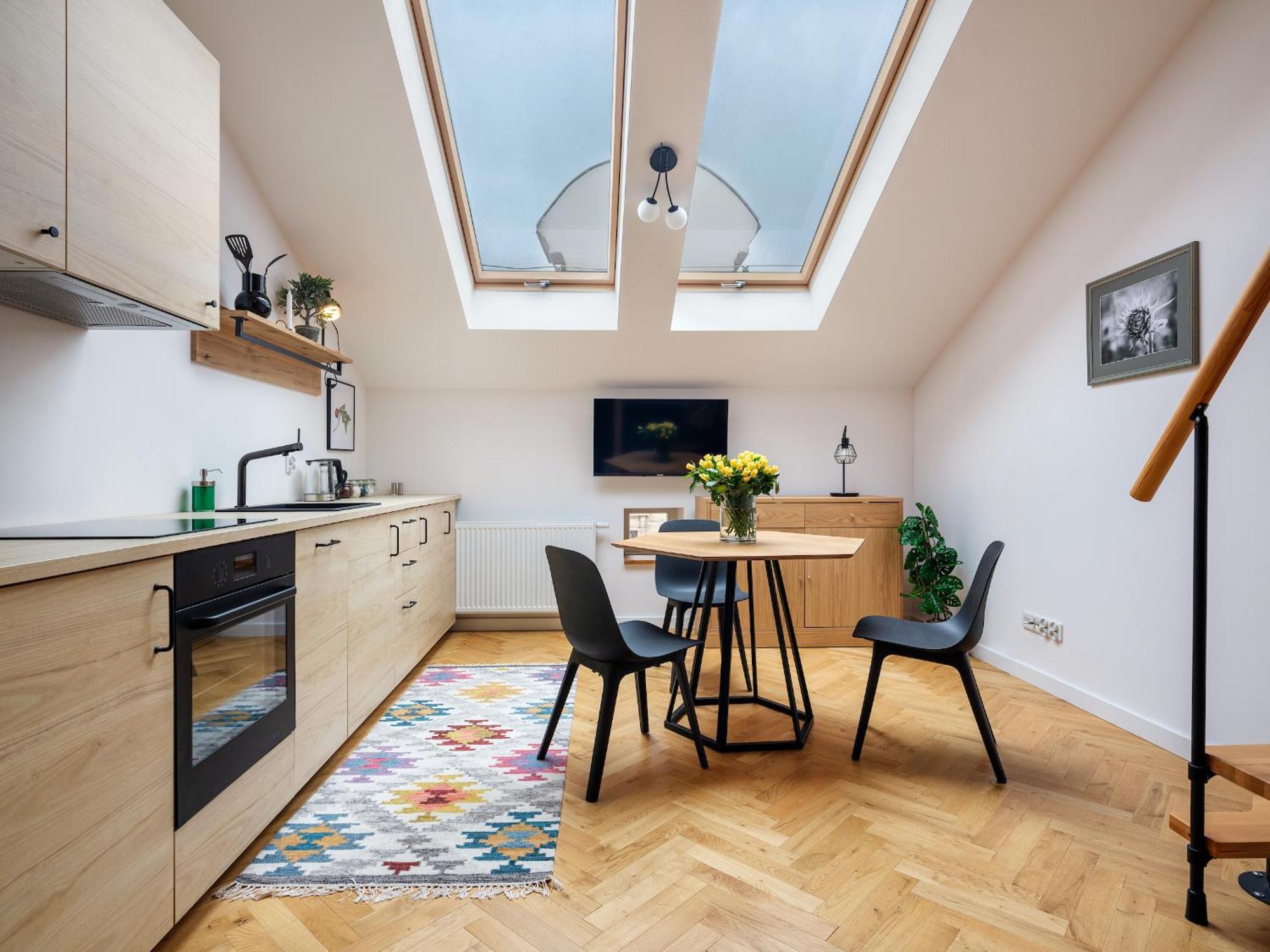 Tyzenhauz Apartments Siemiradzkiego Street Krakow Luaran gambar
