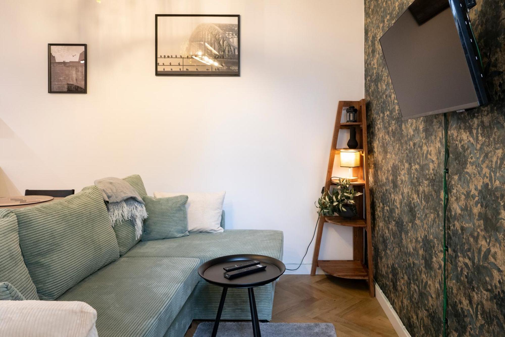Tyzenhauz Apartments Siemiradzkiego Street Krakow Luaran gambar