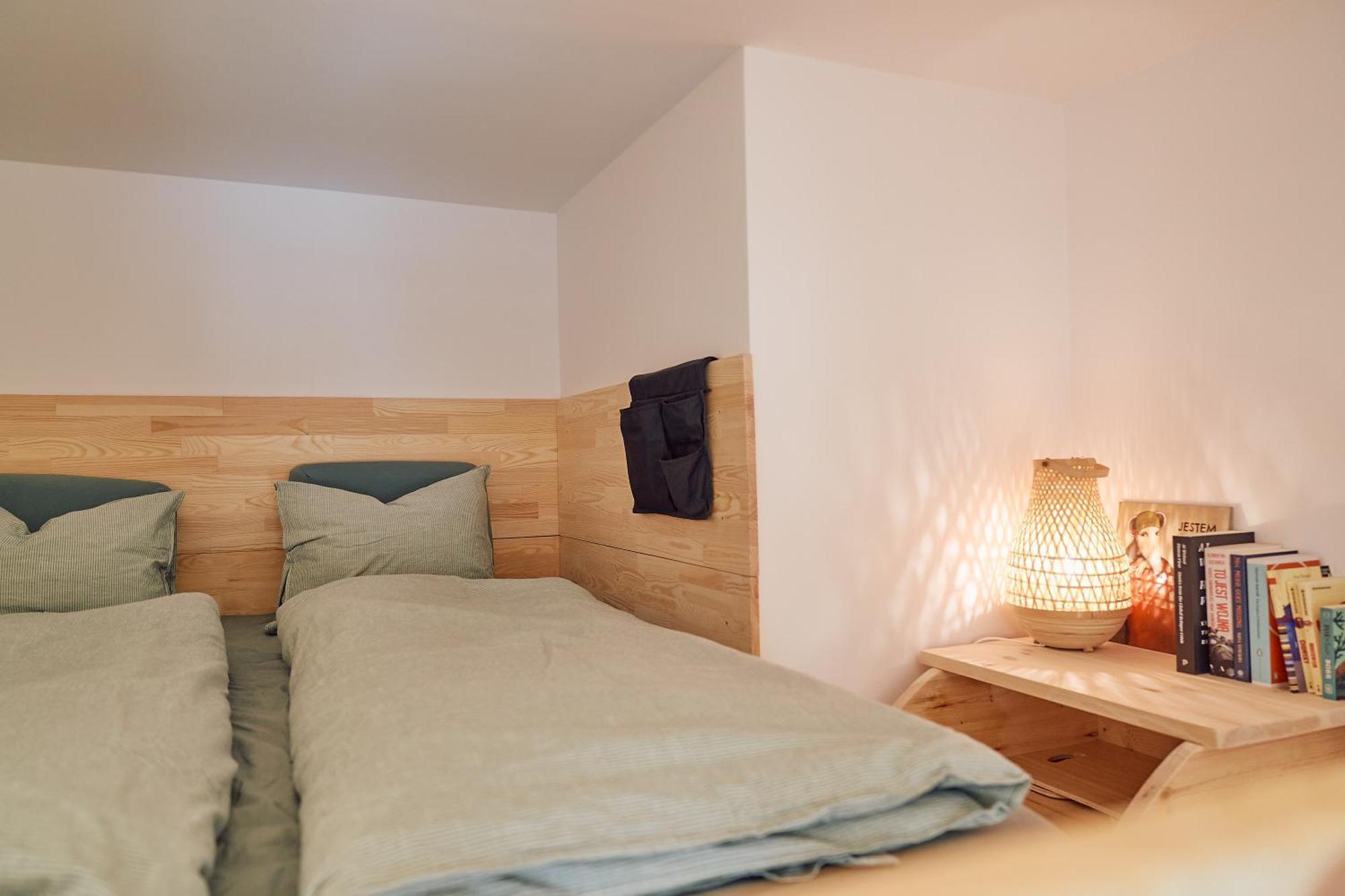 Tyzenhauz Apartments Siemiradzkiego Street Krakow Luaran gambar