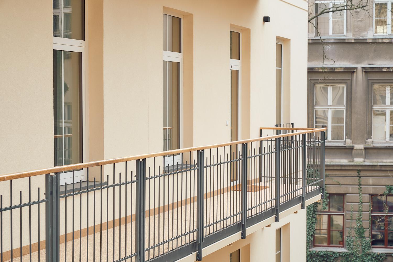 Tyzenhauz Apartments Siemiradzkiego Street Krakow Luaran gambar
